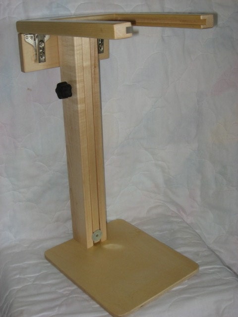 iPad 3 holder / stand.