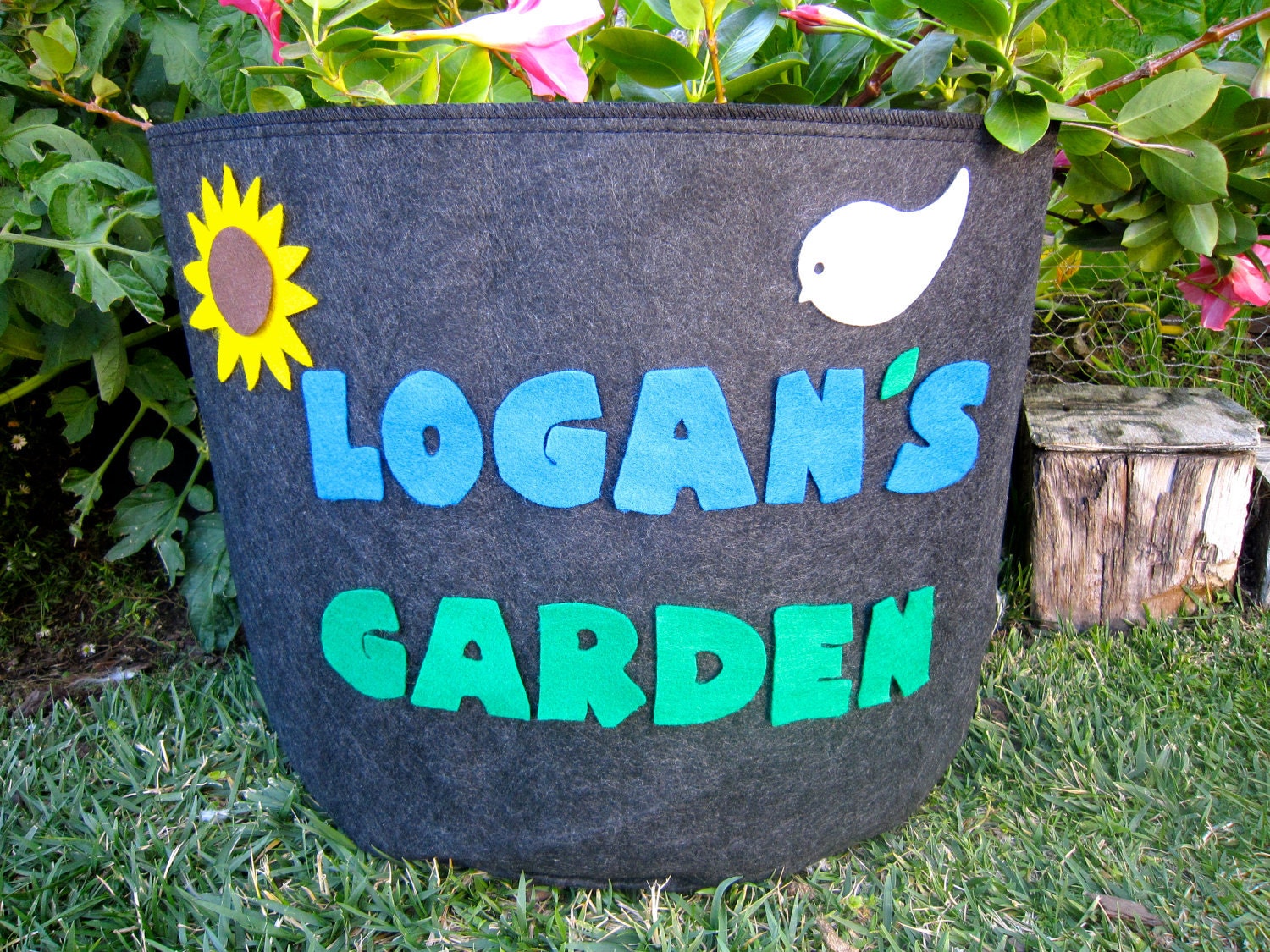 20 gal. Reusable Personalized Eco Felt Fabric Garden Pot with Blue Name