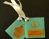 Set of Happy Birthday Gift Tags with Cupcakes - 8