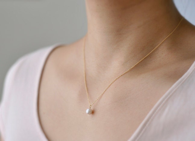 Small ivory pearl - simple gold filled necklace - small delicate jewelry - edor  gift for her