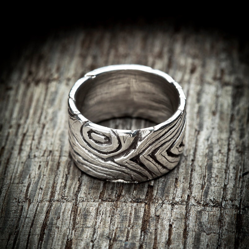 Wood Grain Ring in sterling silver - oxidized wood grain / bark pattern - Handmade unisex jewelry woodland wedding