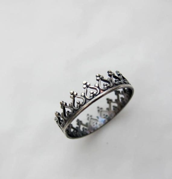 There is no quen without a crown, chic-rock oxidized ring, freeshippingfrance