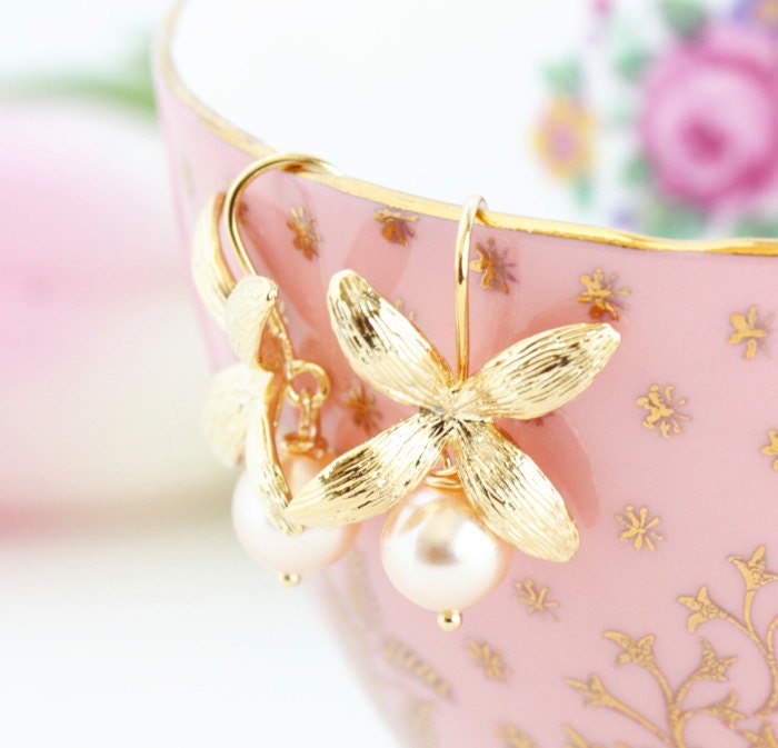 Bridesmaid Gift, Golden Flower Earrings With Blush Pearls, Pearl Earrings, Wedding Earrings, Drop Earrings, Memorial Day Sale