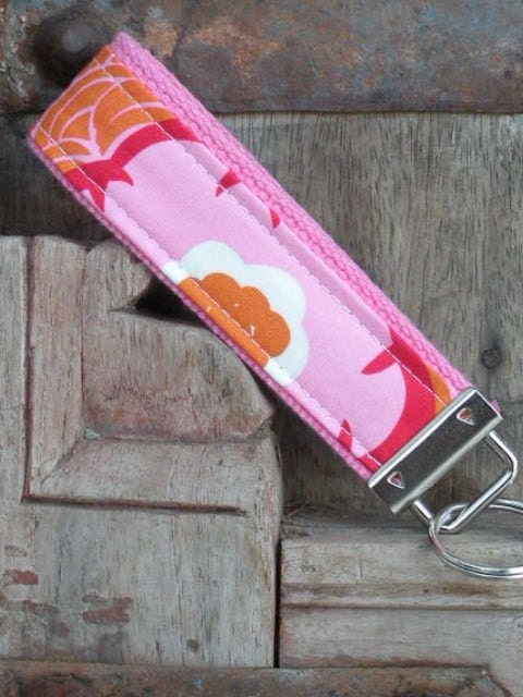 READY TO SHIP-Beautiful Key Fob/Keychain/Wristlet-Pink Kleo