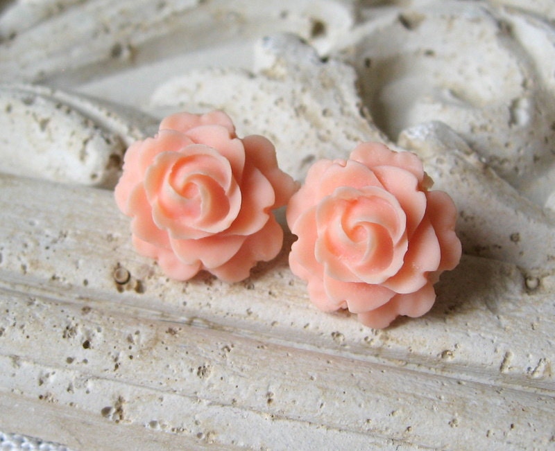 Peach Rosebud Earrings