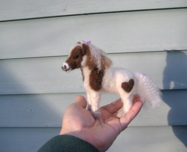 Custom Pet Portrait / Needle Felted Animal Sculpture / Handmade Pony / cute