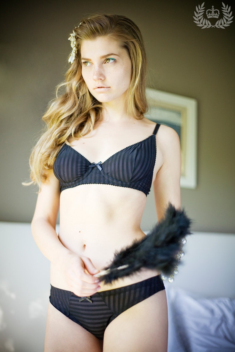 Underwire soft cup bra , classy and basic Coco Bra