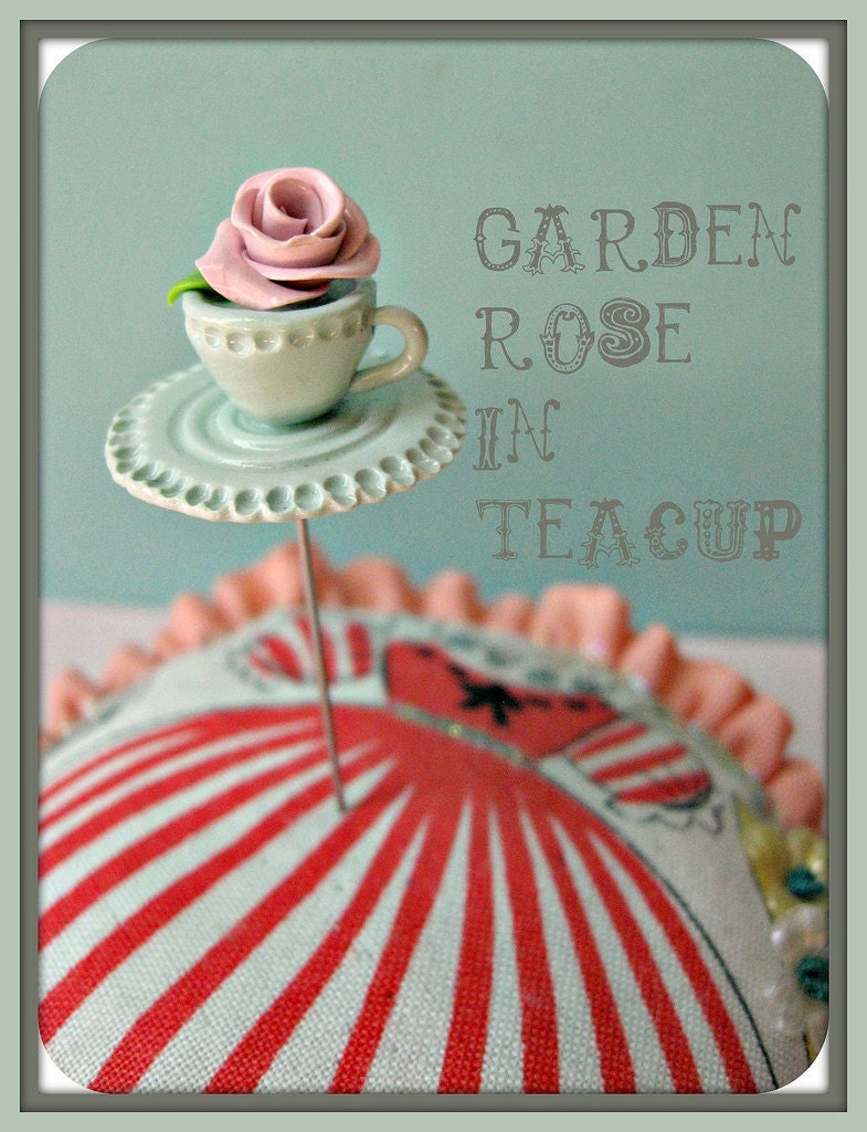Shabby Rose in a Teacup Pin Topper