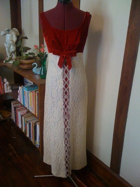 Perfect for the Holiday 60s Red Velvet and Lace Maxi Dress S-M
