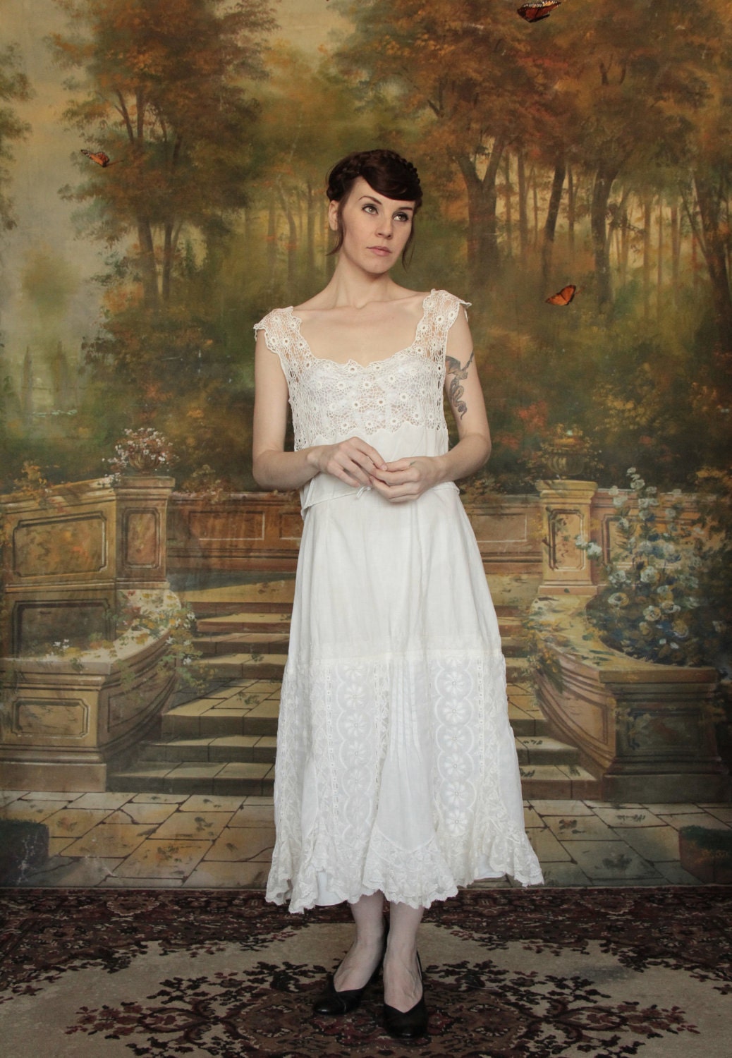 Antique Edwardian Skirt . Cotton . Lace Hem . Tea Length . Early 1900s . Size Small