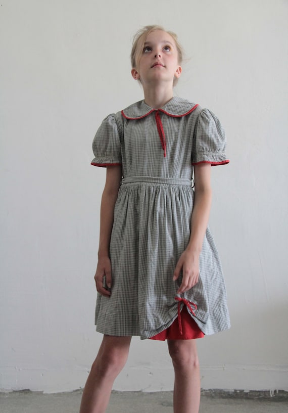 1950s Little Girl Dress . Plaid . Grey and White . Red Trim . Mid Century Childrens Sundress . Kids