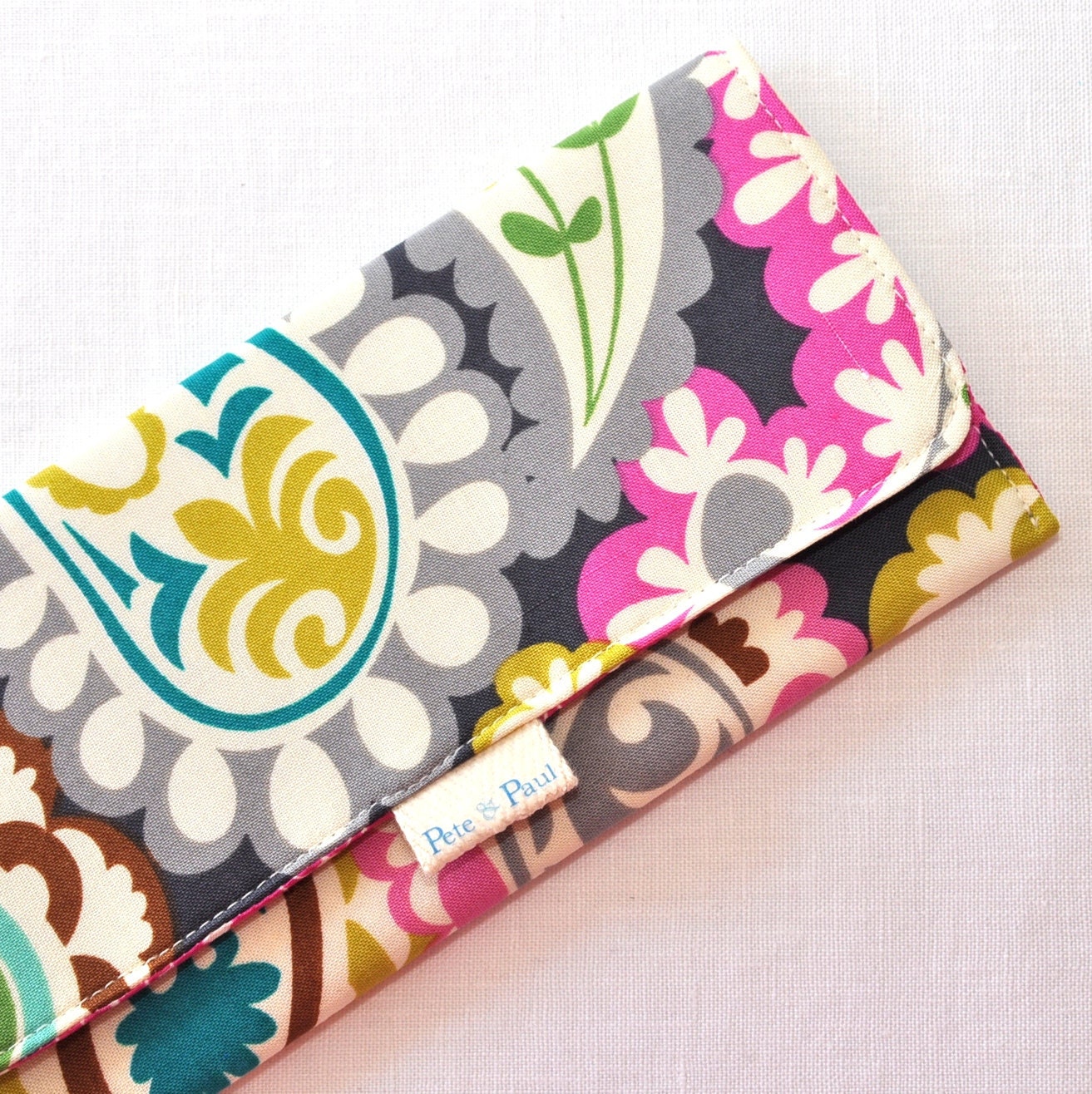 WOMEN'S WALLET /// Paisley Punch