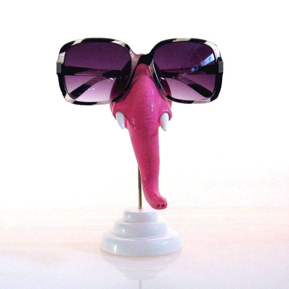 Pink Elephant Nose Eyeglass Stand, eyewear display,sunglasses holder, women,men accessories