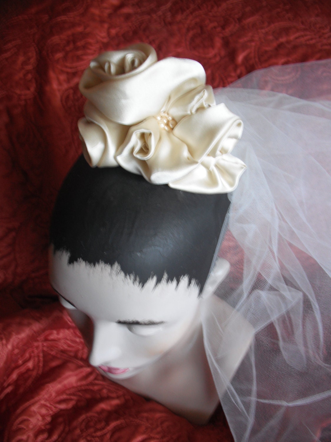 Charmeuse Roses Bridal Hair Comb with Pearls. Wedding Headpiece in Ivory Silk.