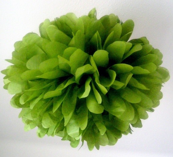Moss ... 1 tissue paper pom // wedding decorations // diy // rehearsal dinner // centerpiece // gender reveal // birthday party Il_570xn