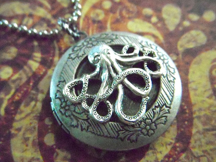 Silver Locket Necklace Vintage Inspired Antiqued Silver Octopus Locket Jewelry Round Locket Octopus Necklace Primitive Steampunk Necklace