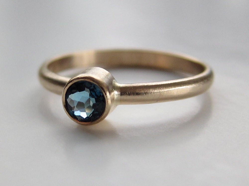 London Blue Topaz Ring in 14k Recycled Gold Faceted Navy Blue Gemstone