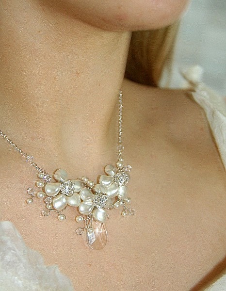 Bridal necklace. Flower Swarovski Pearls and crystals necklace, wedding jewelry, flower necklace, pearl necklace - Style 756