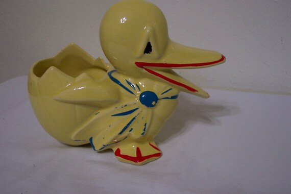 McCoy Duck and Egg Planter Yellow  Duck