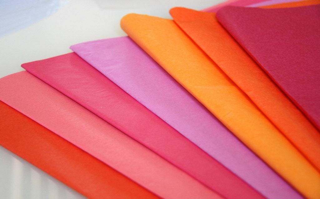 Tissue paper - 10 sheets .. crafting / gift wrap