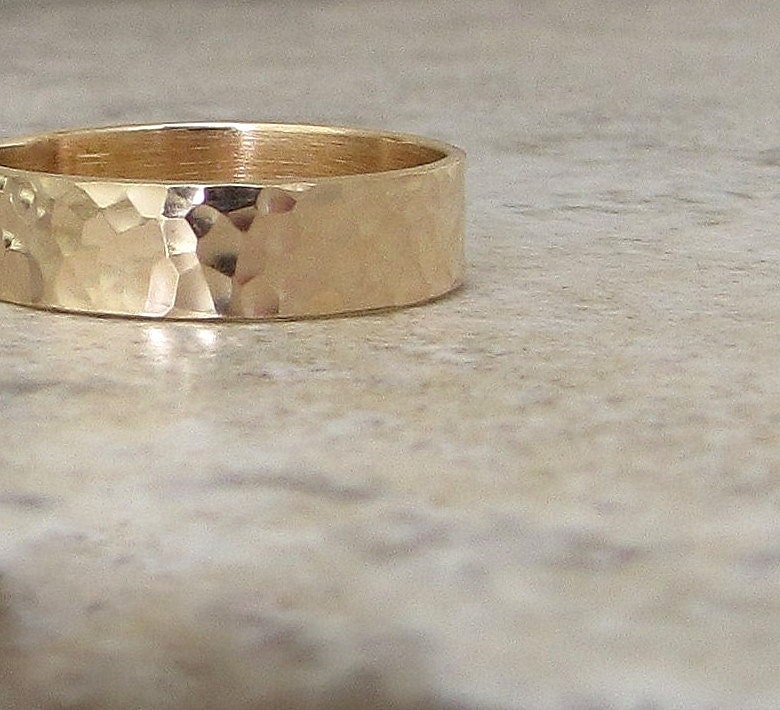 Mens Wedding Band Gold Wedding Ring Hammered Gold Ring 14K Engraved Customized