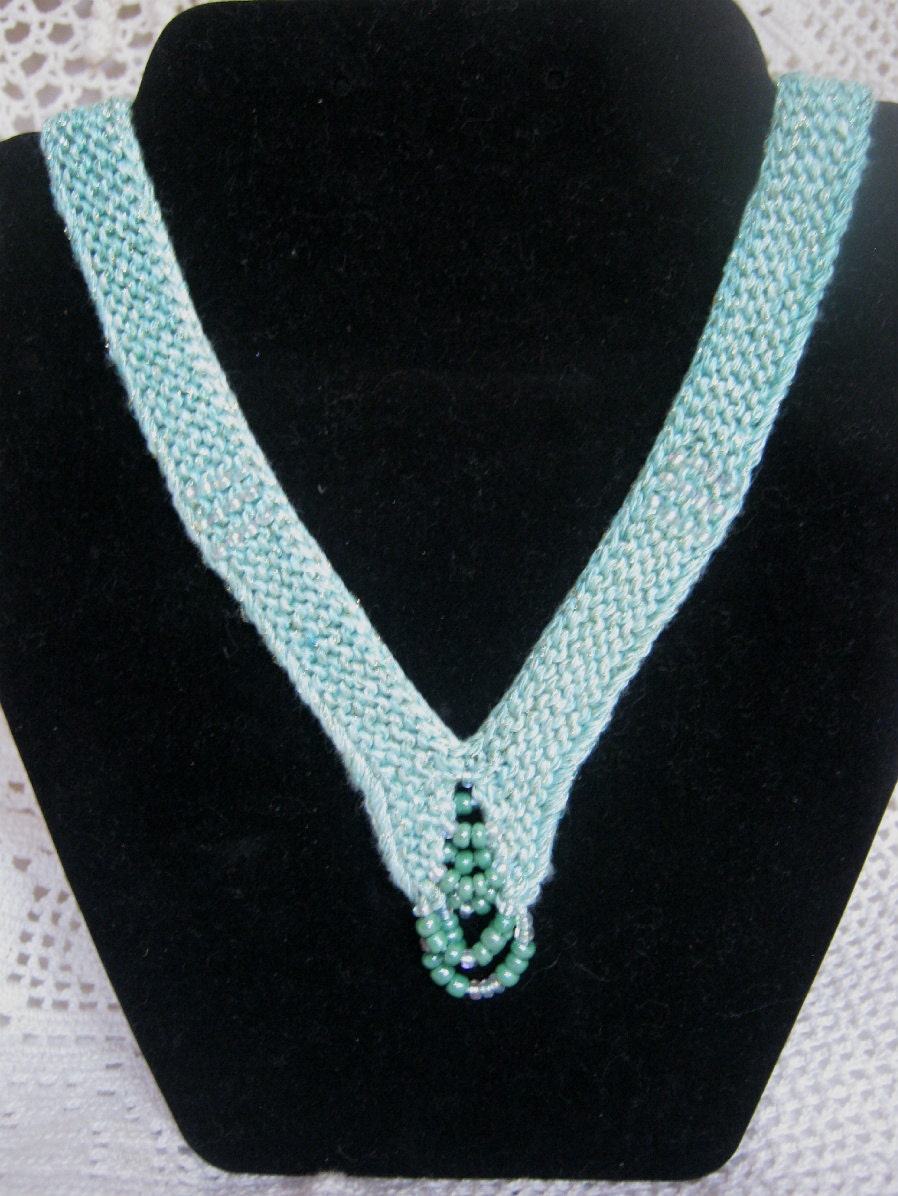 Knit Beaded Necklace - Kiwi