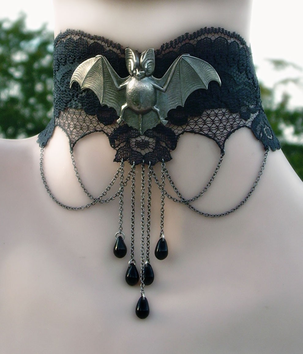 EMBRACE the NIGHT Gothic Vampire Bat Halloween Choker