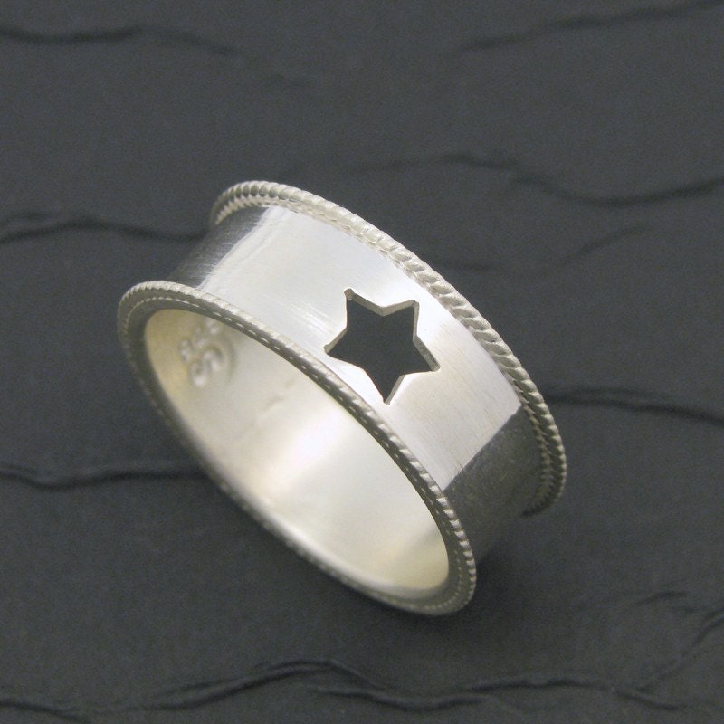 super star sterling silver band ring size 8.25
