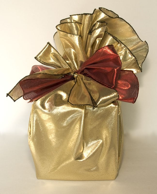 Reusable Gift Wrap - Furoshiki Style Round - Gold with Red