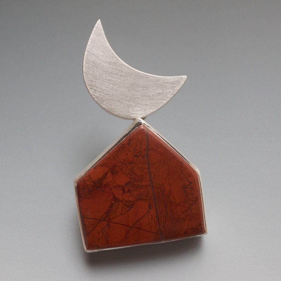 moon over red house, pin-hb.rm.006