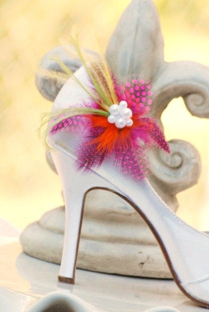Shoe Clips Fuschia Guinea Feathers. Summer Wedding White / Ivory Pearls. Big Day Bride Bridal Bridesmaid Pins, Couture Edgy Cheerful Bright