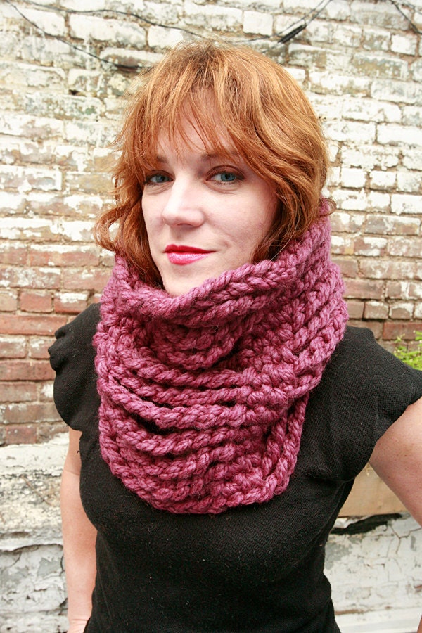 SALE- The Cortlandt Chain Cowl in Fig Purple