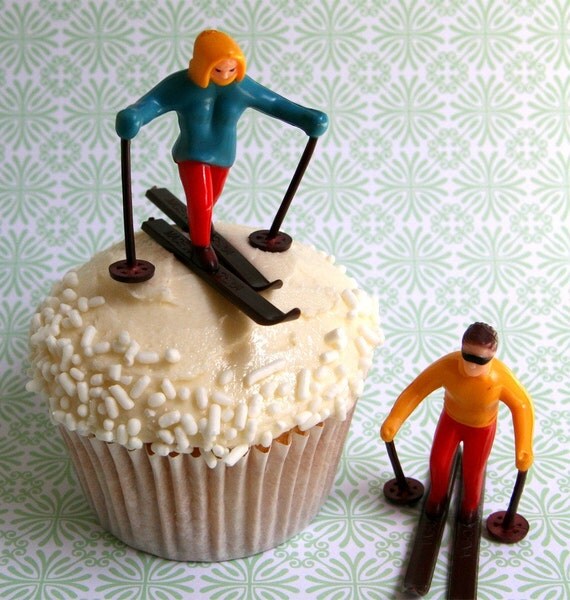Winter Skier Cupcake Toppers (6) Il_570xn