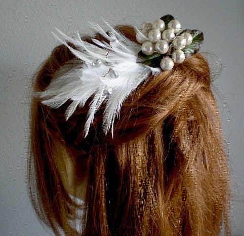 White Feather Hair Comb, Feather Hairpiece, Feather Fascinator