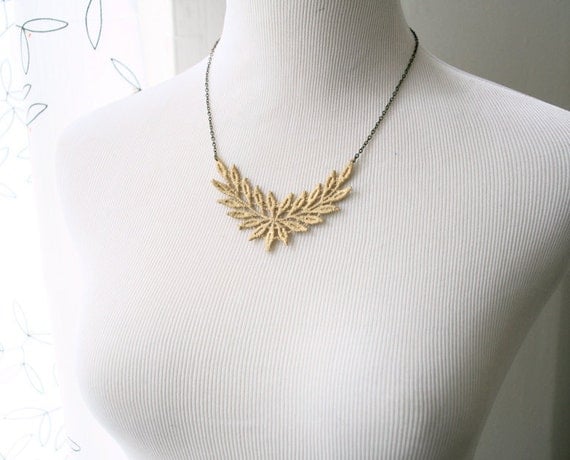 Gold Lace Necklace - Wilhelmina