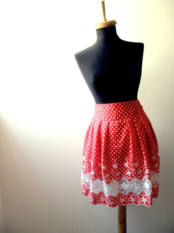 RED Polka dot  SKIRT. Lace detail skirt. High waist skirt.knee length skirt.Lolita skirt. Kawai skirt. 20% OFF sale