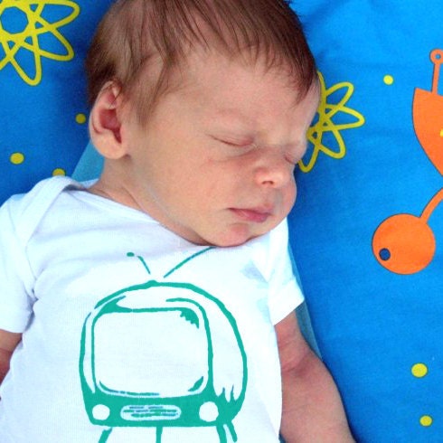 Retro TV in Turquoise Baby Bodysuit or Kid's T-Shirt (you pick the size) geekery - baby shower gift under 20 - television