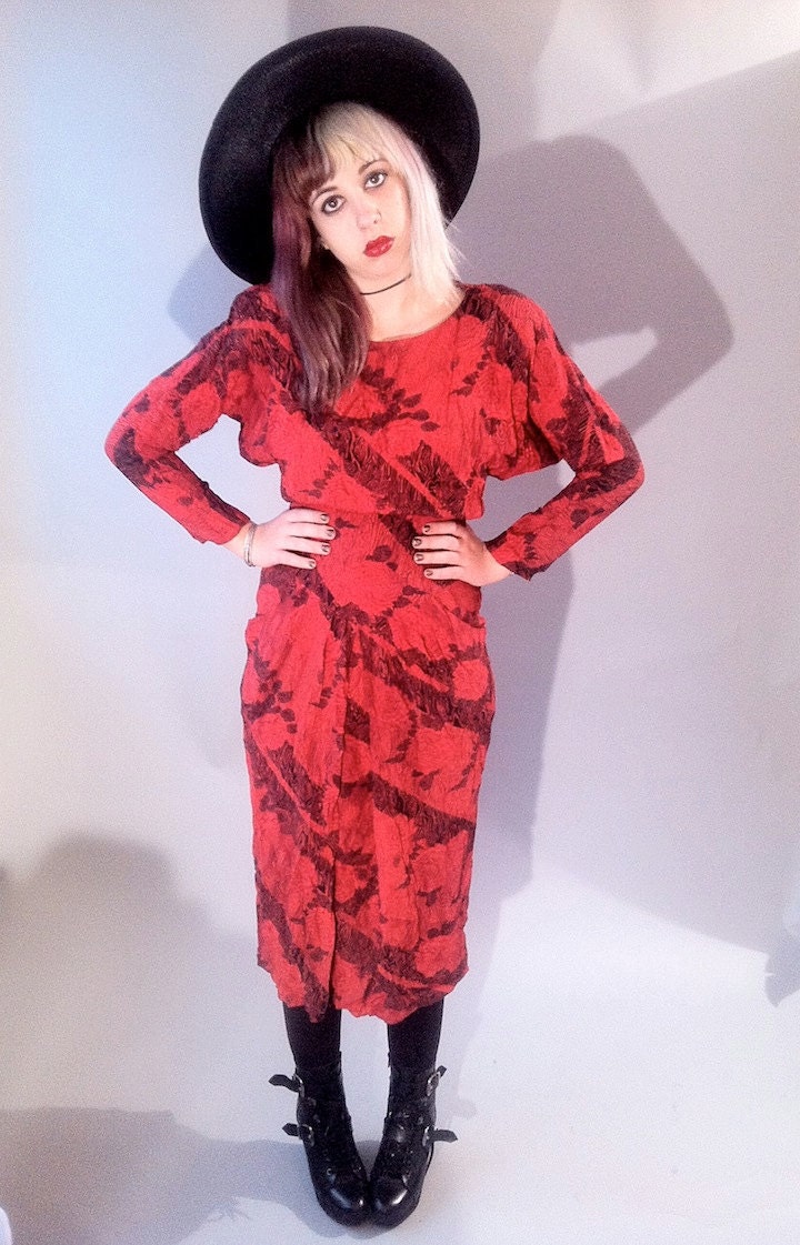 SALE 80's Red Floral Dress 6