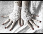 Elspeth Lace Fingerless Glove Mittens - Snow White Floral Fishnet - Gothic Vampire Victorian Wedding Fetish Belly Dance Goth Bohemian Bridal