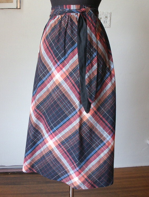Vintage 80's Wrap Skirt, Country Club Preppy Plaid, Red, Blue, Black, Rust, White, Women's Large to XL