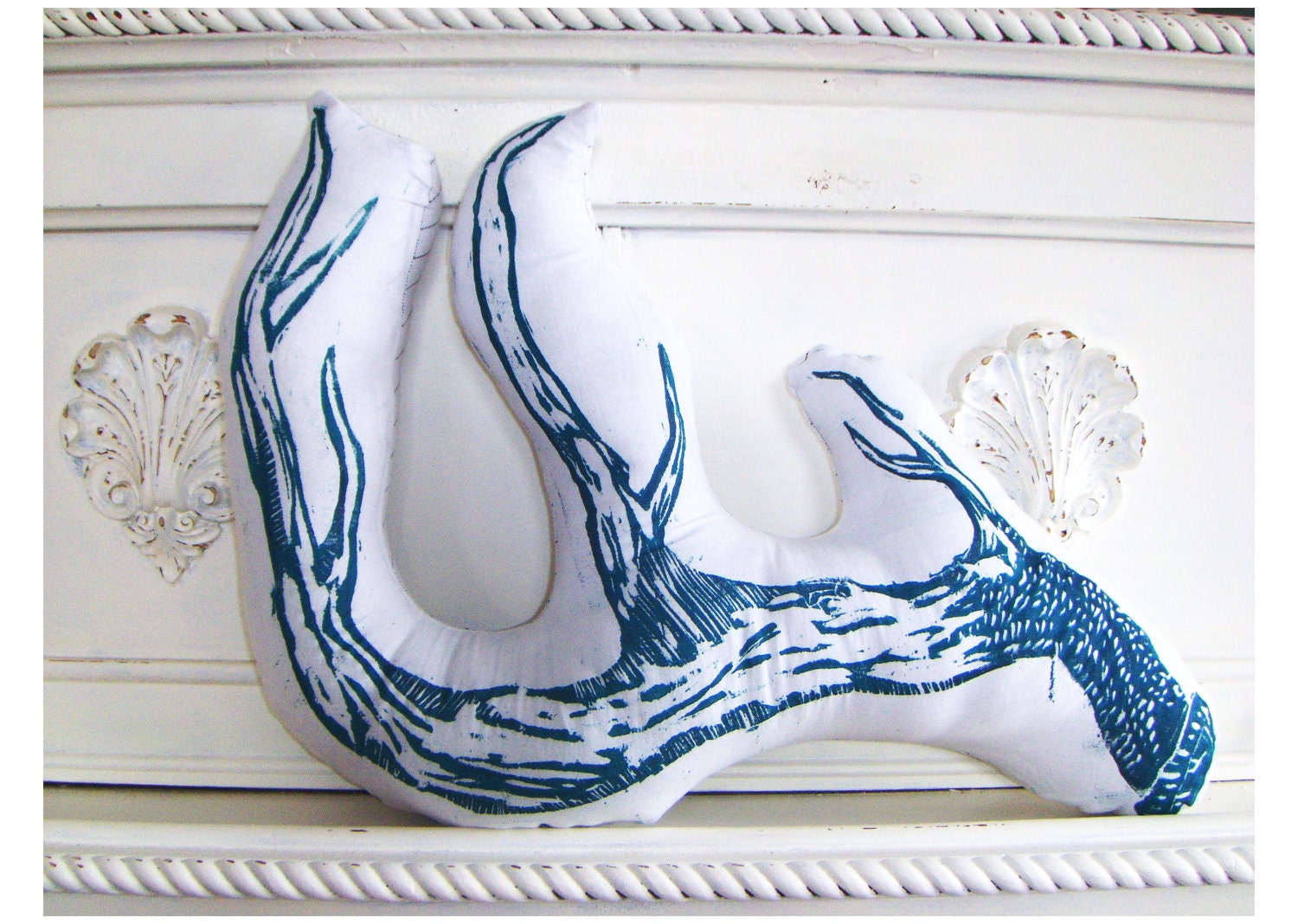 Decorative Antler Pillow. Woodblock Printed. 18X24 in. Customizable Colors.