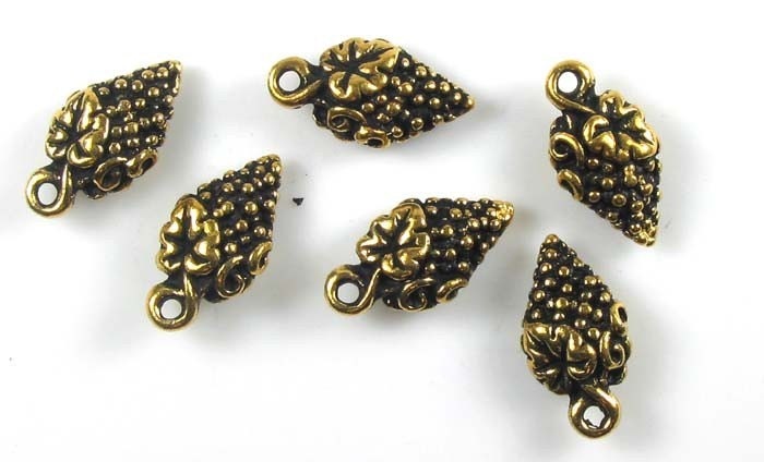 20 Gold Tierracast Grape Charms