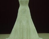 Custom Made Wedding Dress Bridal Gown with Lace
