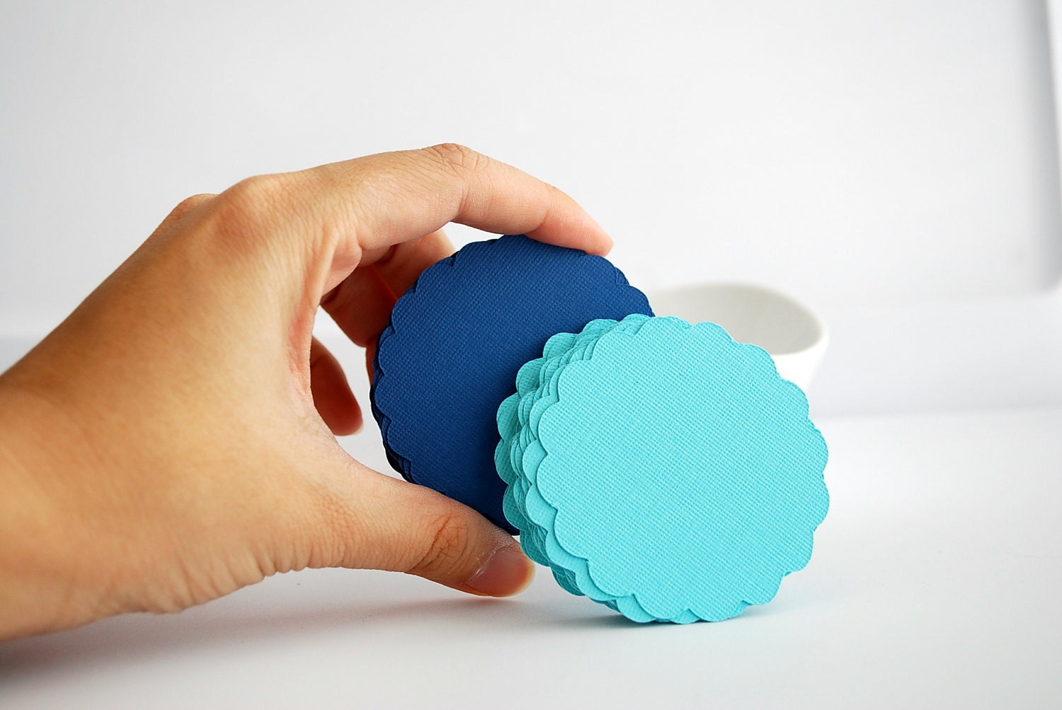 32 scalloped die cut circles (2.5 inches)  Textured Cardstock Die Cut A88