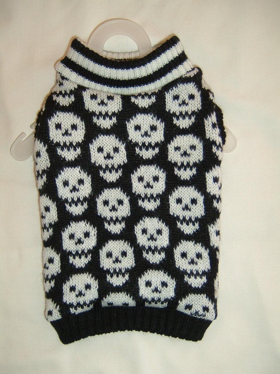 Size Small Mini Skull Hand knitted Dog sweater/coat/jumper/clothing on vintage knitting machine, perfect for christmas.
