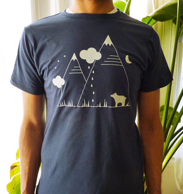 Camp Bear  Mountains T-Shirt in Navy Blue Mens/Unisex