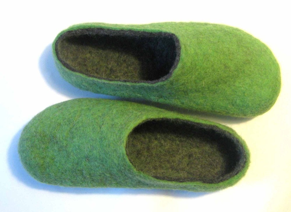 Felted Wool Slippers Green Earth Tones Woods Apple Green. In Case of Cold Feet. Custom made All sizes for Women