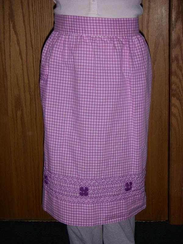 Vintage Purple gingham half apron retro hand embroidery