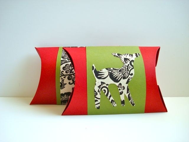 Red and Green Deer Pillow Box Pair