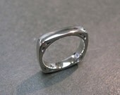 Diamond Wedding Ring in 14K White Gold